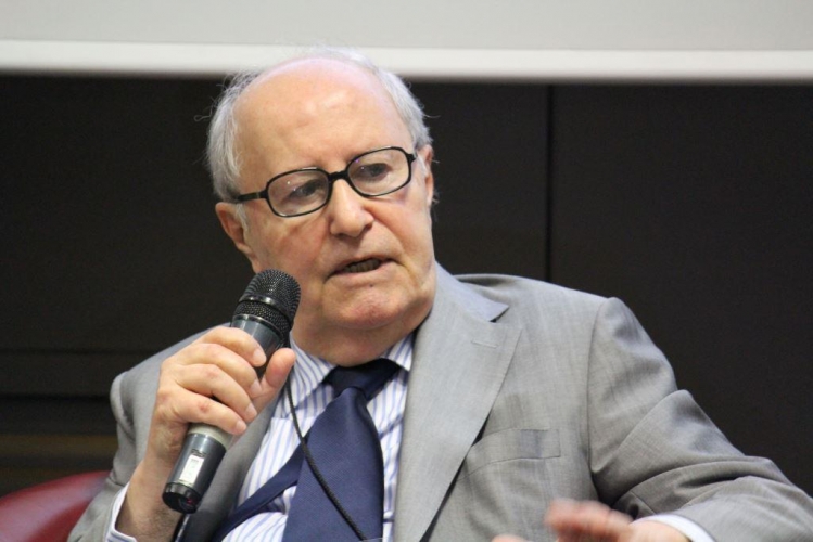 Mario Unnia, politologo, studioso di relazioni industriali, docente in Bicocca e in Bocconi, formatore